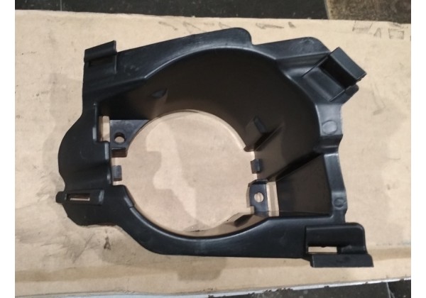 Рамка противотуманної фари права Renault Logan, 2009-2013, 8200785081